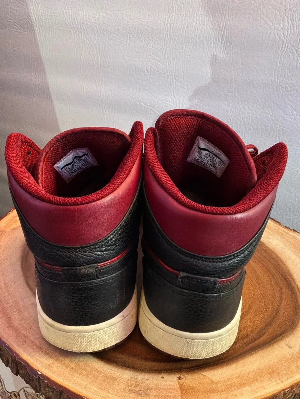 🌙✨ Nike Air Jordan 1 Mid Team Red Black Men’s Size 11.5